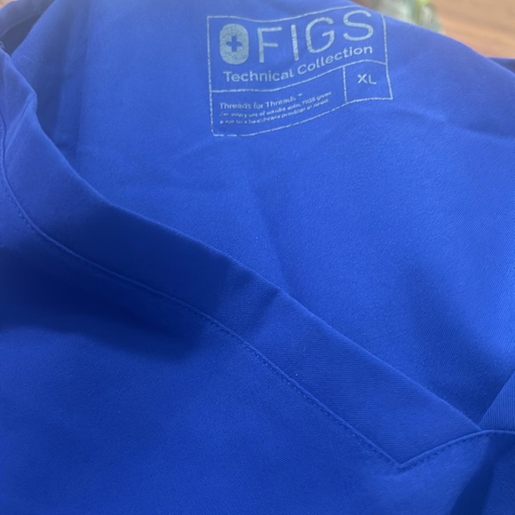Figs Scrub Top. Size XL - Picture 10 of 10